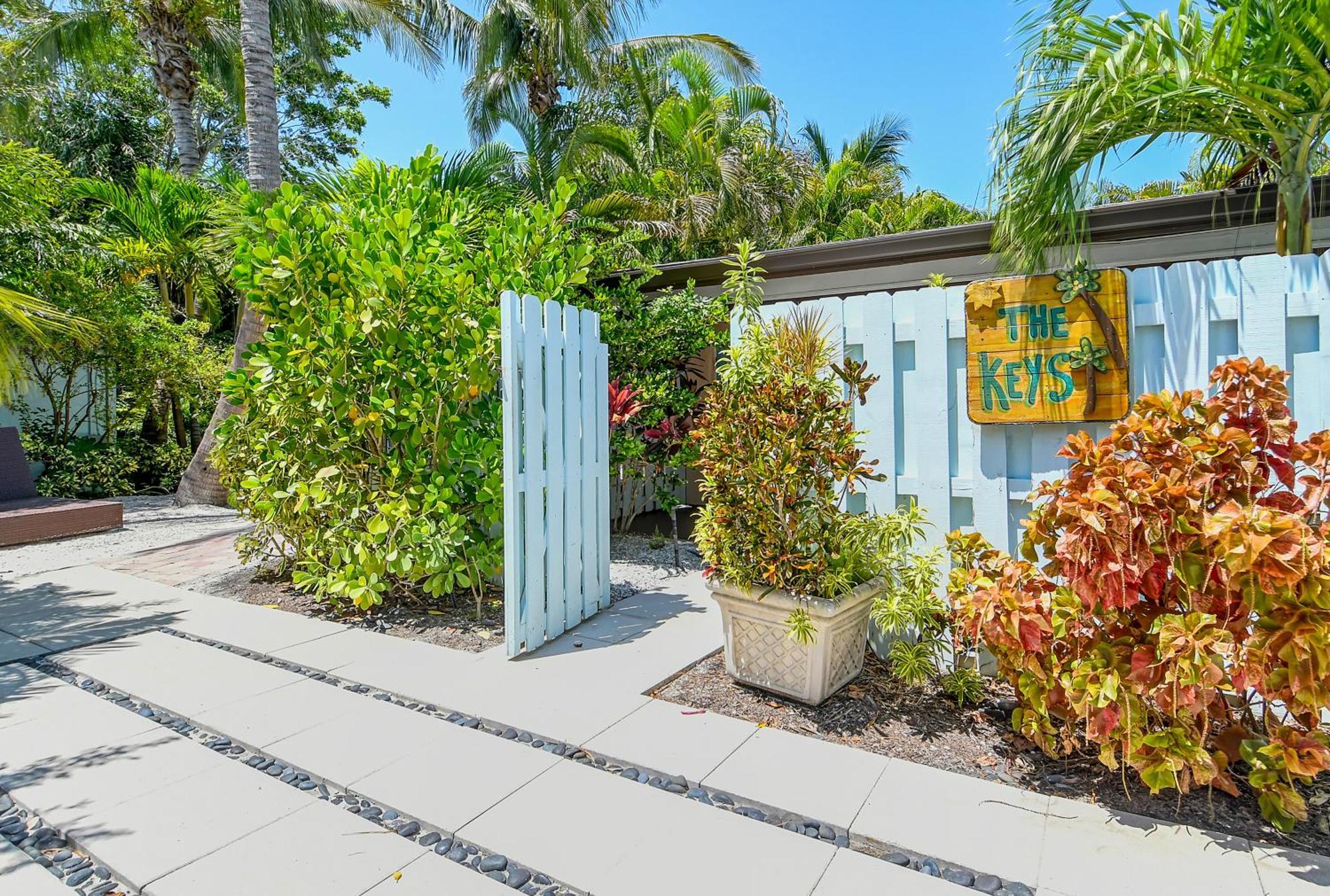 Siesta Key Palms Resort Point O'Rocks ภายนอก รูปภาพ