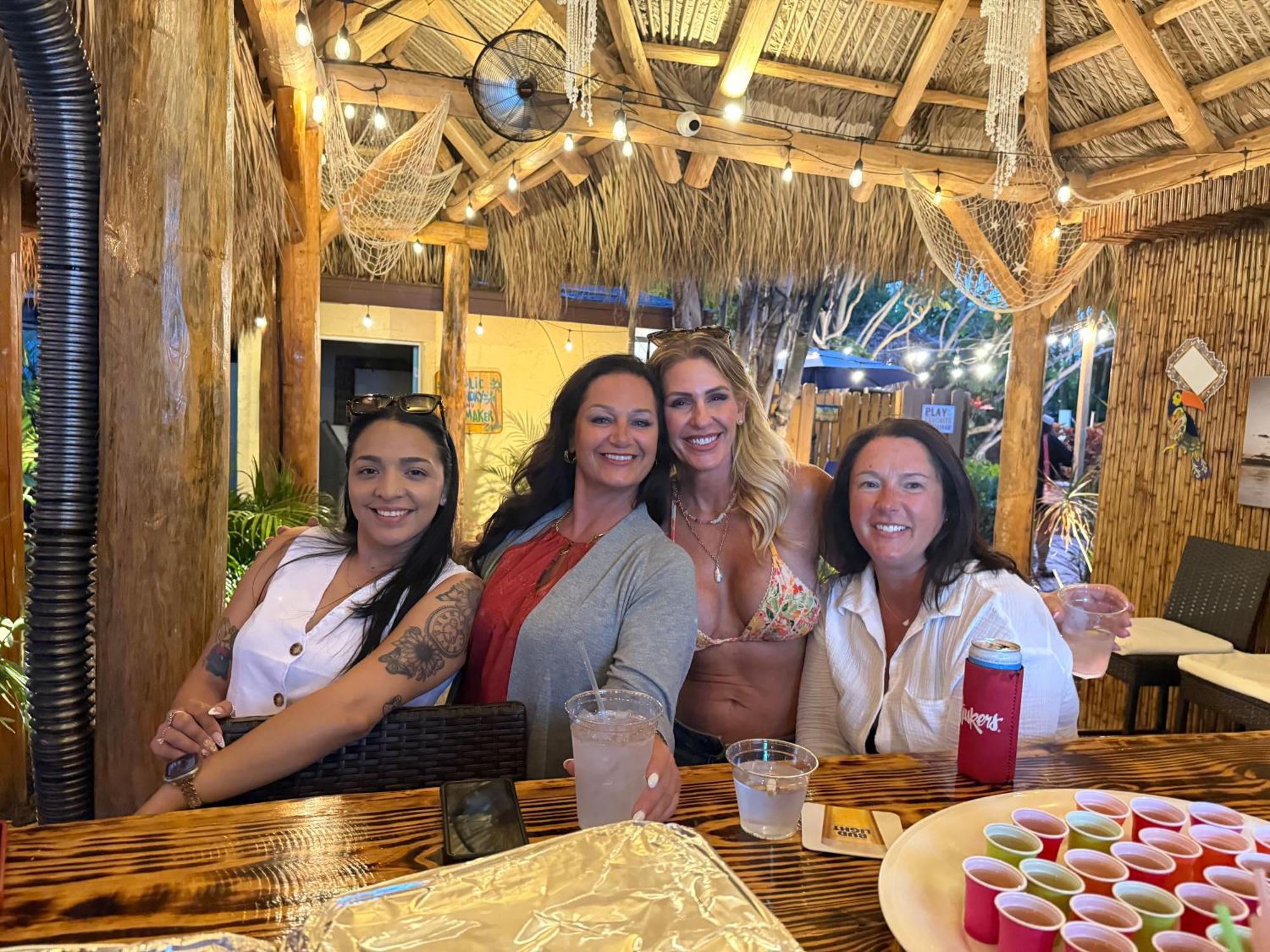 Siesta Key Palms Resort Point O'Rocks ภายนอก รูปภาพ
